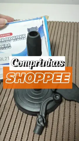 Dicas para Criadores de Conteúdo 🎥 Se você grava vídeos, sabe o quanto é importante ter um bom suporte para o celular! Esse Tripé Ajustável 360° é perfeito para capturar o ângulo ideal em qualquer superfície. Ideal para gravações na cozinha, tutoriais, lives e muito mais! 🛒 Disponível na Shopee! 🔗 Link é só pedir nos comentários.  Para garantir o seu e elevar a qualidade dos seus vídeos. #TripéAjustável #CriadoresDeConteúdo #Shopee #DicasDeGravação #EstúdioEmCasa