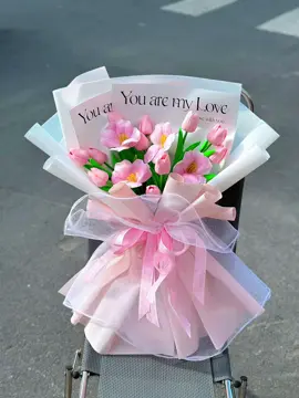 Tulip nhà trồng. #tiemhoa1992 #daotaohocvien #hoasap 