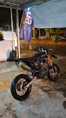 unsum udan cepak ke spakbor e🔥#crf150style #crf150supermoto #supermotoherex #crfsigma🚀 #limitgank🤙 #trend #sounds 
