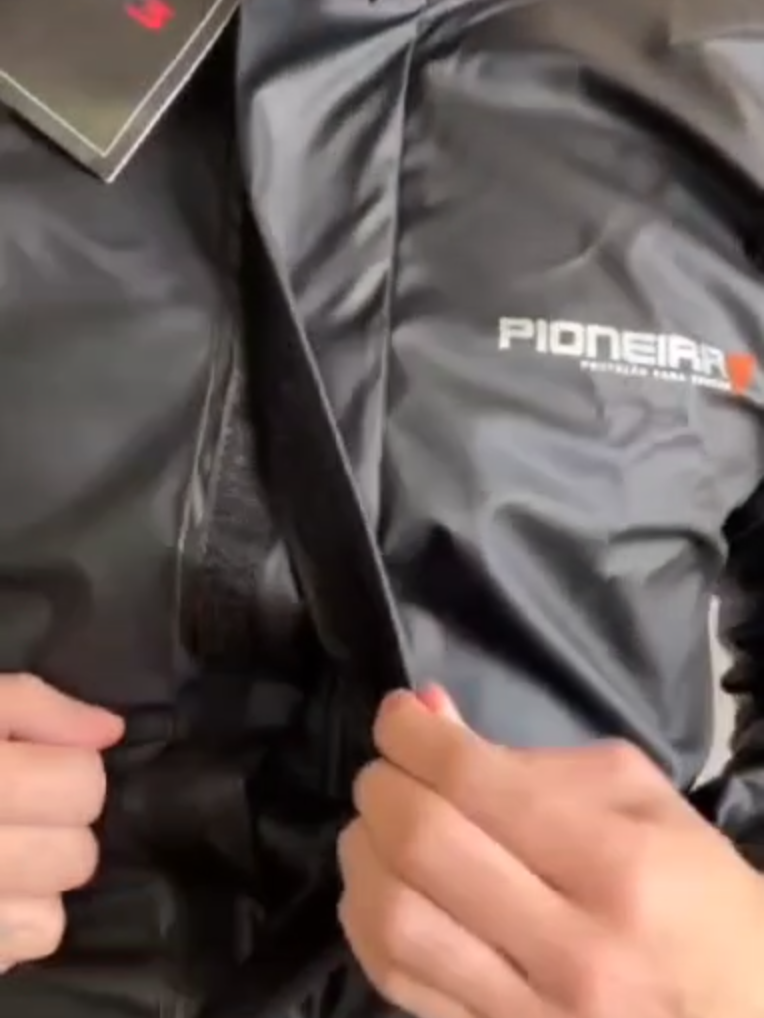 Capa de chuva Delta Impermeável motoqueiro, garanta já a sua, comente eu quero e receba seu cupom👇🏼