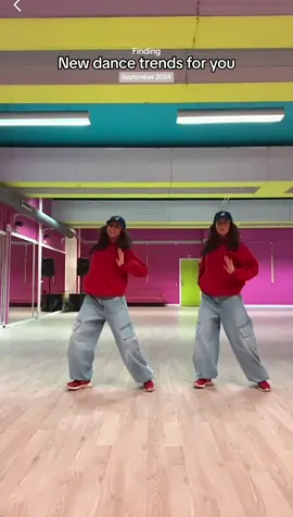This one is addictive 🔥 Which one are you - like the dancer or tiktoker? 👯‍♀️ Dc: @Kaylaäᥫ᭡. #newdancetrends #tiktoktrends2024 #latestviraldance #dancechallengewithfriends #keepupdance #isabeljasmine 