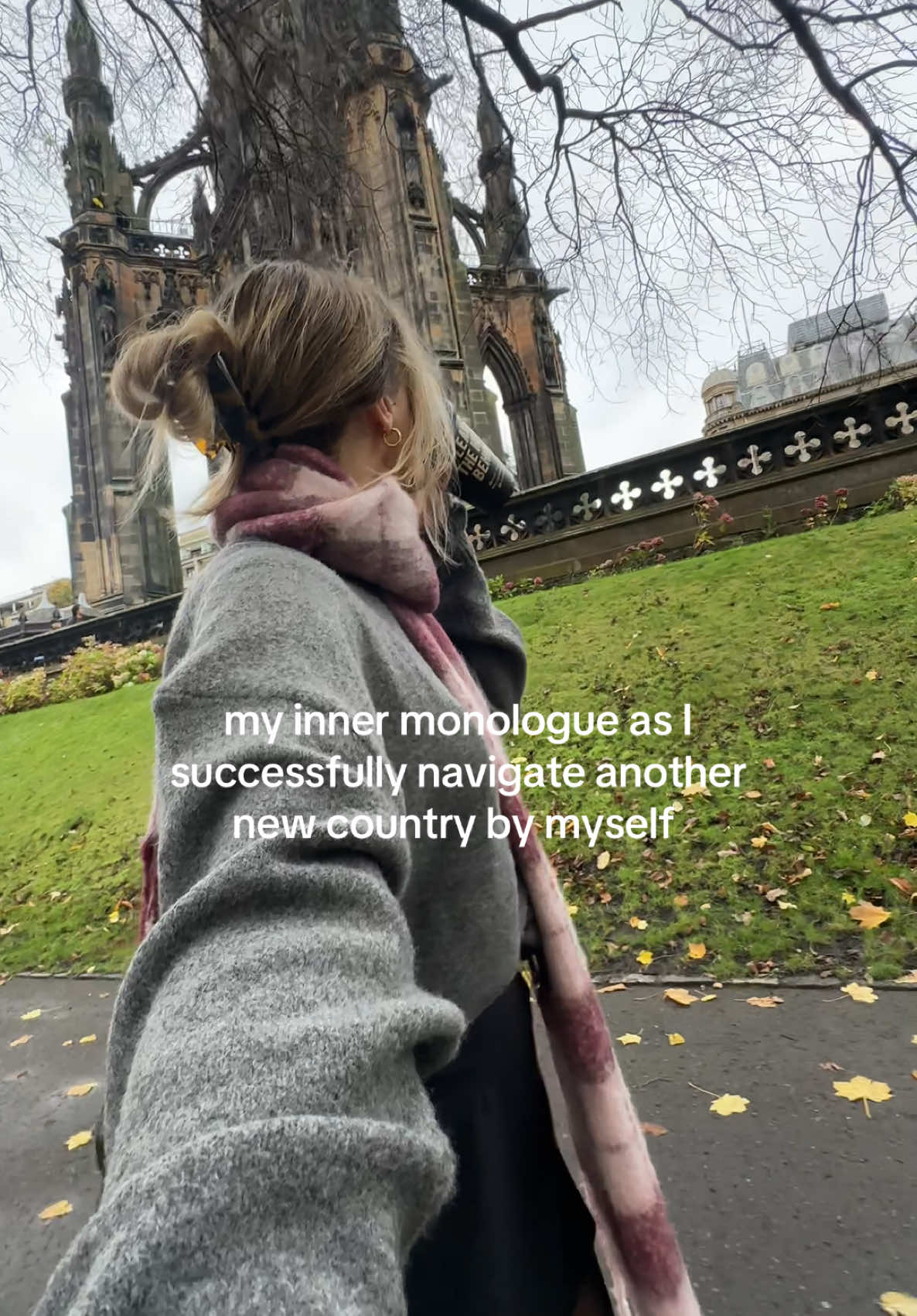 considering myself a local by day 3 #livingabroad #livingabroadlife #americanintheuk #solotravelwoman #solotraveler #edinburgh #scottmonument #edinburghscotland #Scotland #scotlandtravel #unitedkingdom #uktravel #femalesolotravel #edinburghtiktok 