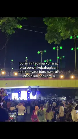 NovemBerantakan.. #fypシ゚ #foryoupage #berandafyp #foryou #masukberanda #fyp #kidstersenyum 