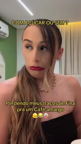 Um cafe Amarguinho não faz mal a ninguém …   EU: 🤪