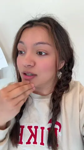 Heheh in my mind im a baby señora 🥹 also its MY FAVORITE SEASON!!!!!! 🎄 #babyseñora #holidaydecor #christmastiktok #utahbabyseñora #señoralife #navidadiscoming 