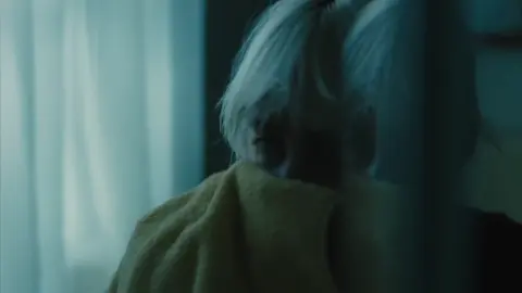 ‘Cause everyone want something from me now. #billieeilish #billie #oconnell #viral #avocado #single #everythingiwanted #everythingiwantedbillieeilish #finneas #musica #viraliza #hit #fyp #fup #fypp 