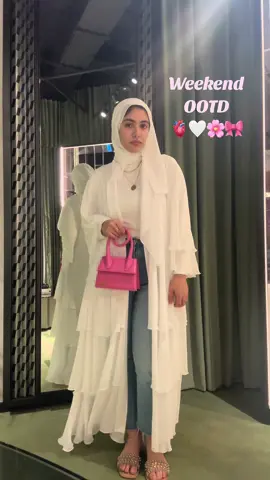 Weekend OOTD #OOTD #doctor #residentdoctor #abaya 