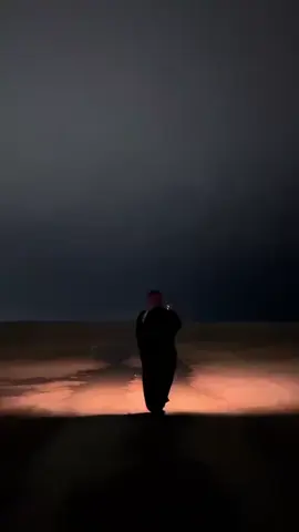 وانا قلبي مثل طير جفته الدار والخلان🔥👋🏼🤍#اكسبلور #اكسبلورexplore #ودي_اهج_بس_مدري_وين_اروح #جزل_القصيد #مسرى_اخر_الليل #هواجيس #هوجاس #قصيد #ابيات #شعر 