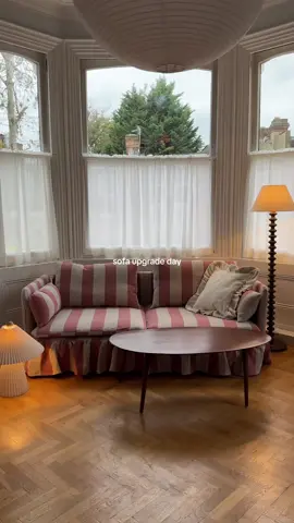 The way the cover transformed the space instantly 🥹🤎 @Bemz Design (pr product) #roomdecor 