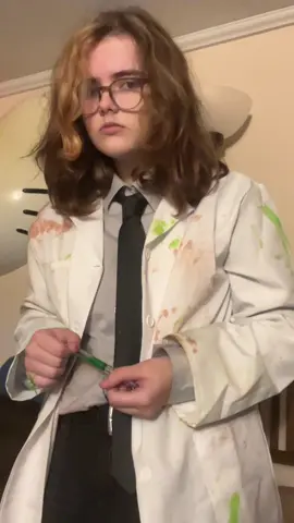 #HERBERTWEST | moot (@✨wishcosplay✨) posted with this audio so i gotta post mine now 😈 #herbertweatreanimator #herbertwestcosplay #reanimator #reanimator1985 #reanimatorcosplay #dancain #dancaincosplay #dancainreanimator #meganhalsey #meganhalseycosplay #meganhalseyreanimator #danbert #cosplayer #cosplay #cosplayboost #halloween #halloweencostume #classof09 #classof09game 