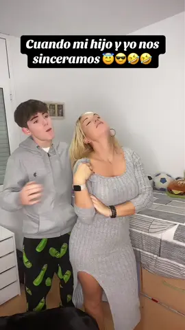 Sinceridad madre&hijo! 😎😇🤣🤣🤣#humor #madre #madrehijo #risas #sinceridad #amormadreehijo #locos #comedia #adolescente 