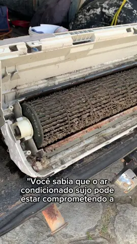 “Transformação total! De um ar-condicionado sujo para um equipamento limpo e renovado. A diferença na qualidade do ar é incrível, e a saúde agradece! Mantenha o ar puro e o rendimento lá em cima. #ArCondicionado #Manutenção #ArPuro” #bomarrefrigeração #viral_video #fouryou 
