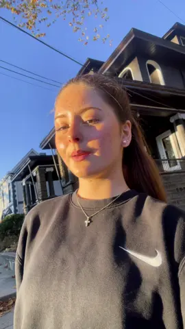 sunsets are just prettier here 