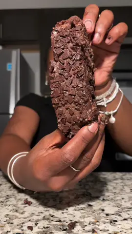 Cheese Cake Factory Cheese Cake Rankings Part 2 !!! 1. Mango Key Lime 2. Truffle Cake Tower 3. Celebration 4.Red Velvet 5. Banana Cream Delight #cheesecake #mukbang #asmr #Foodie #cheesecakefactory #chocolate #cake 