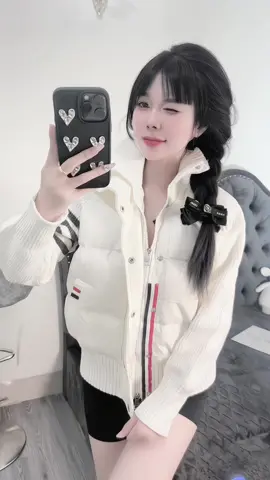 em hong giấu 😉😉 #xuhuongtiktok #yến_ruby_bán_đồ_đẹp #quanaohottrend🛍️ #videoviral #yến_ruby 