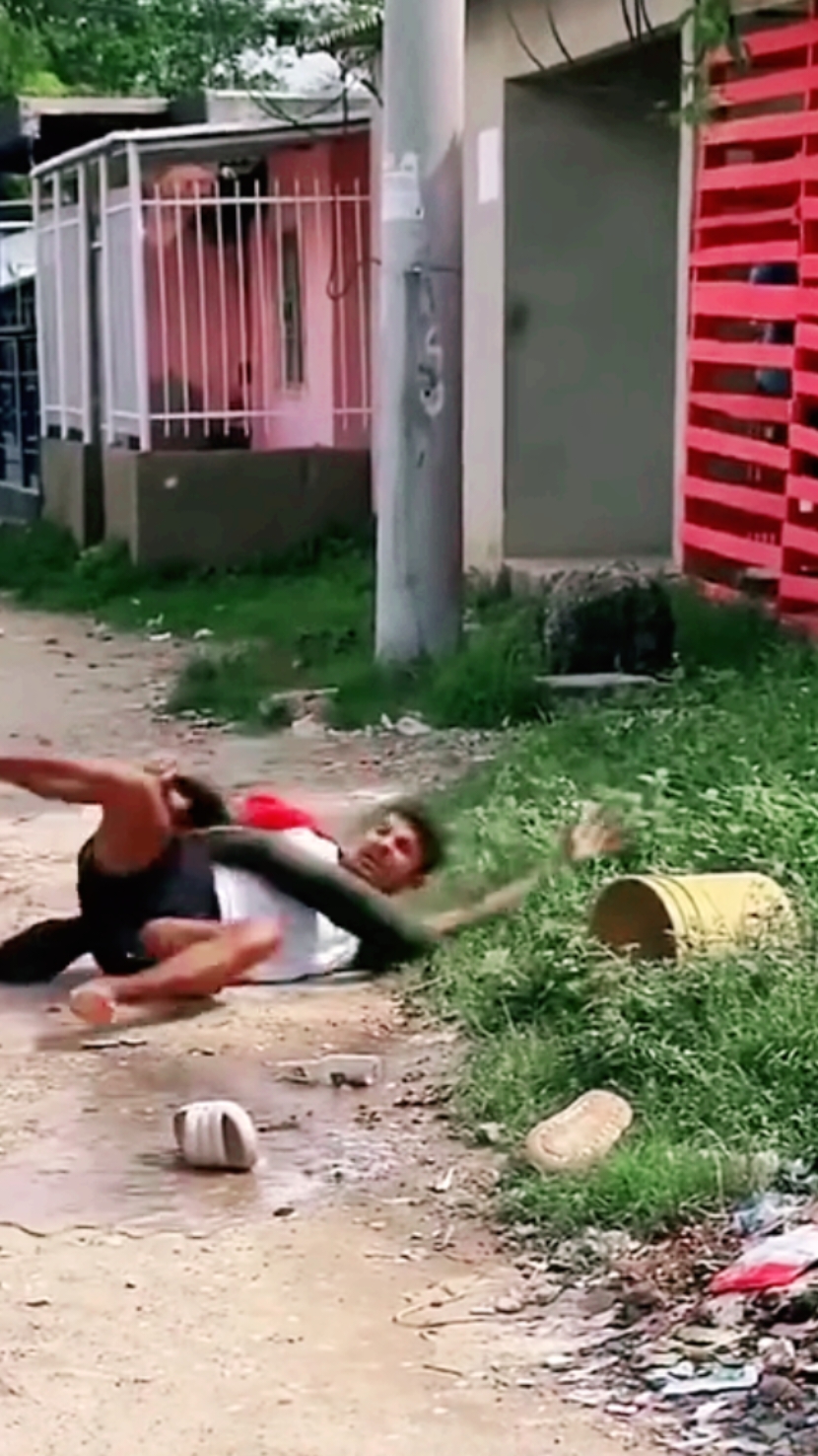 Hahaha 😂😂😂 | Must Watch | Funny Video... #funnyvideos #FUNNY #funnyvideo #VIRAL #foryou #foryoupageofficiall #TRENDING #FORYOU #trendingvideo #foryoupageofficiall #viraltiktok #FYP #unfreezemyacount #UK #europe #london #londonlife #manchester #manchestercity 