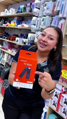 ¡Transforma tu TV en una experiencia de entretenimiento total con nuestro TV Stick! 🌍 #tvstick #streaming #netflix #canales #tv #gadgets #tecnologia #multiaccesorios 