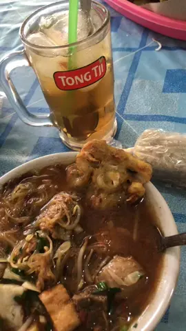 BAKSO TANGKAR SPORSI 10rb monggo buka setiap hari mulai jam 09.00 sampai jam 21.00 malam, Alamat krasak pecangaan jepara lokasi ada di video yang di sematkan 😁#fypage #kudus24jam #pabrikjepara #soundviral 