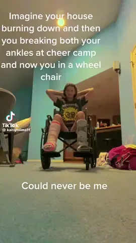 Breaking both ankles is not for the weak #twobrokenankles #2brokenankles #brokenankles #brokebothankles #cast #boot #anklesurgery #doubleanklesurgery #wheelchair #cripple #crippled #cripplequeen #cripplegirl #cripplecheerleader #feet #toes