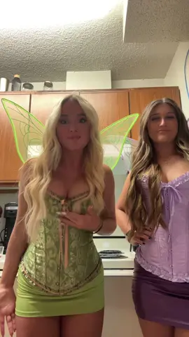 last night 🥲🥲 #halloween #costume #fairy #fyp #tinkerbell 