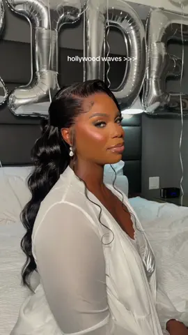 Hollywood waves on our gorgeous bride 🤍 Elegant and Soft. #dallasbridalhairstylist #dallashairstylist #hollywoodwaves #curledhairstyle #blackbride #bridalmakeupblackwomen #bridalmakeup #texashairstylist 