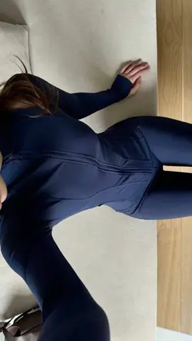 wake up early and get ready for exercise in this super comfortable outfit #outfit #fyp #fashion #aesthetic #sports 