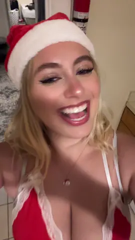 my ALL TIME FAVORITE christmas song #christmas #halloweekend #rutgersuniversity #rutgers 