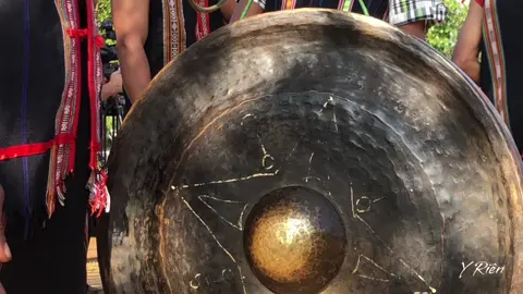 Chào mừng mọi người đến với Di Sản Văn Hoá Phi Vật Thể: Cồng Chiêng Tây Nguyên 