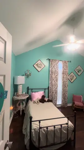 Its the most magical time of the yearrrr…. 🎄 