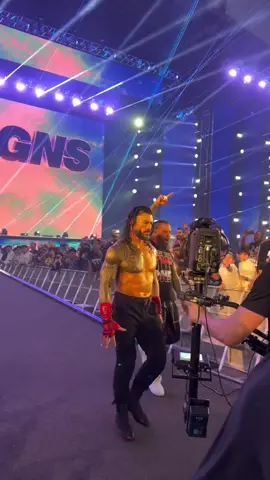 The thing I love to see ☝🏽♥️ A walk like no other 🔥  #TheGreatestToEverDoIt #RomanReigns  #WWECrownJewel #JimmyUso  🎥 @S. Sami 