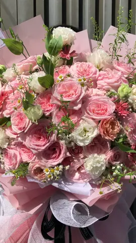 Hoa tặng em bé của các anh đây ☺️☺️☺️#shophoabinhthanh #shophoagiarebinhthanh #giohoasinhnhat #hongnhungflower #shophoasaigon #shophoasaigonre 