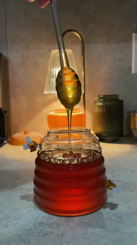 Cutest honey jar 🥰🍯🐝 #honeyjar#honey#restock#satisfyingvideo 