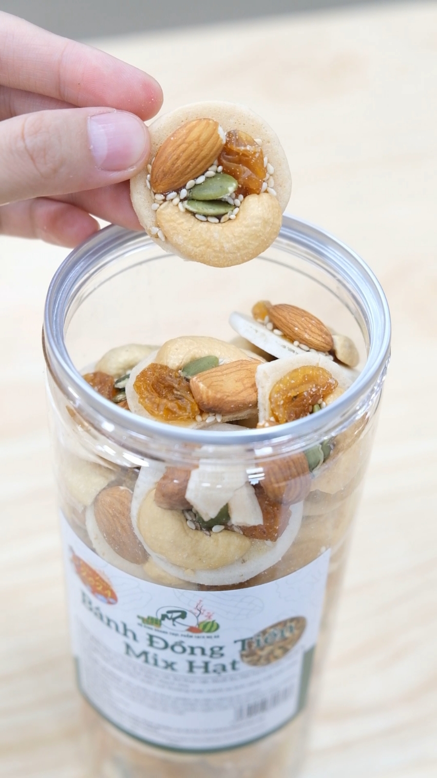 Bánh đồng tiền mix hạt dinh dưỡng mẹ Rô #banhdongtien #banhdongtienmixhat #hatdinhduong #ancungtiktok #doanvatngonnhabeo 