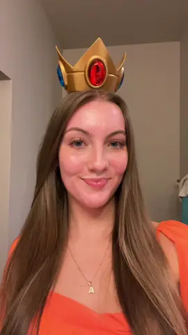 you can call me princess daisy 😚 #halloween #halloweencostume #halloweenlook #daisy #princessdaisy 