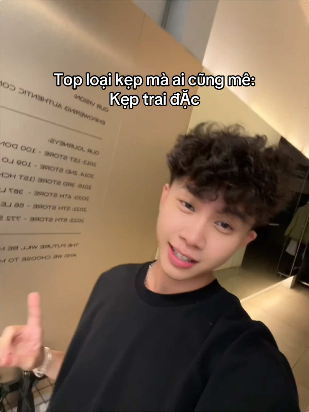 TRAI BÁN KẸP 