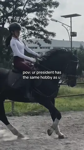 serasa riding bareng 😭 #prabowoberkuda #equestrian 
