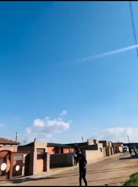 on'est 🔥📍  #fypviralシ #amacombo #dance #jazziq #southafricatiktok #southafrica #millionviews #amacombodancechallenge #mosha #fvnky #viral_video #witbank #musica #kendricklamar #forupage #drake #momo #trendingvideo #mshiso🔥 #fypviralシ 