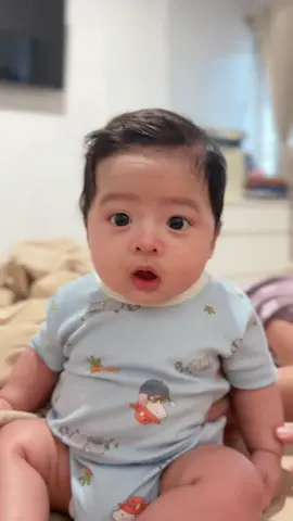Baru bangun bobo #baby #masyaallahtabarakkallah #babytiktok #babycute #bayilucu #fyp #fypシ゚ #fyppppppppppppppppppppppp 