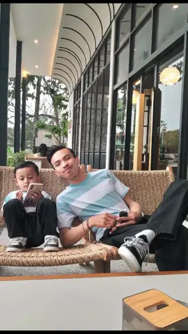 lagi nyari siapa yg suka wa ayah .. 