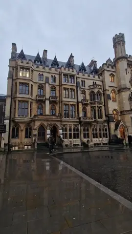 London❤️🇬🇧 #londonspots #uktravel #londonvibe #londonview #londonlover #londonuk  #londonlovers #londonlook  #visitlondon #cityoflondon #londonforyou #mysecretlondon #londondisclosure #explorelondon #londontravel #secretlondon #londonguru #visitlondonofficial  London Travel | Explore London | Discover London | Inspiration | What to do in London | Photo | City | Trip | View | Pics | Connect