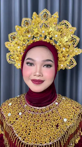 Makeup Minang Bride ✨ #makeup #makeupadat #makeuphijab #makeupartist #muadepok #muabogor #muajabodetabek #padang #minang #hijab #fyp #makeupwisuda #graduationmakeup 