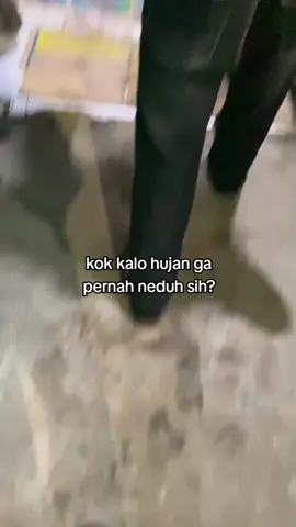 dejavu#hujan #xybca #foryoupagе #fyp 