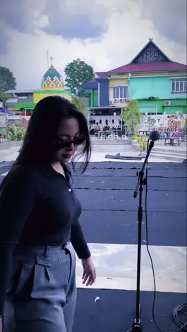 Bernadya Ribka Jayakusuma #bernadya #apamungkin #sialnyahidupharustetapberjalan #terlintas #fyp 