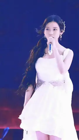 听说iu 李知恩因为90°C鞠躬又火🔥了？# iu
