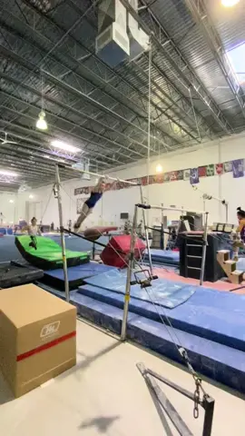 First time doing the second half of my bar routine (-dismount) all together, some passes, and komova to uprise stalder to ricna #gymnastics #gymnast #fyp #gymnasts #fakebody #viral #foryou 