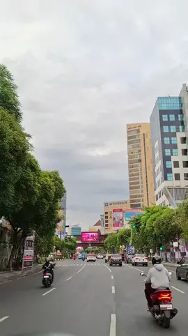 surabaya mendung😌 #surabaya #fyp 
