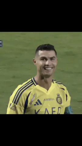 انا عالمي💛💙#fypシ #cristianoronaldo #alnassr #ronaldo 