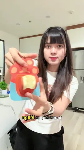 Giá đỡ vòi hoa sen này thật tiện mỗi khi cần giặt giũ hay vệ sinh dép, trong nhà tắm, cũng không lo nước bắn tung toé như khi lắp trên cao. #review #giadovoihoasen 