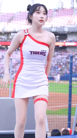 이주은(Lee Ju-Eun)치어리더 - 24_08_21(수) 기아(챔필) '영원하리라'