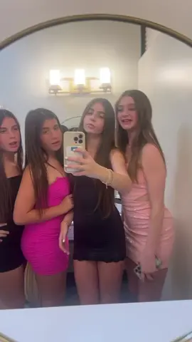 favs for ever@danna_kaiiii @OW🍭😙🌸🧁💝🌟 @LW🤗🍰🫐🍒🥂🪩 
